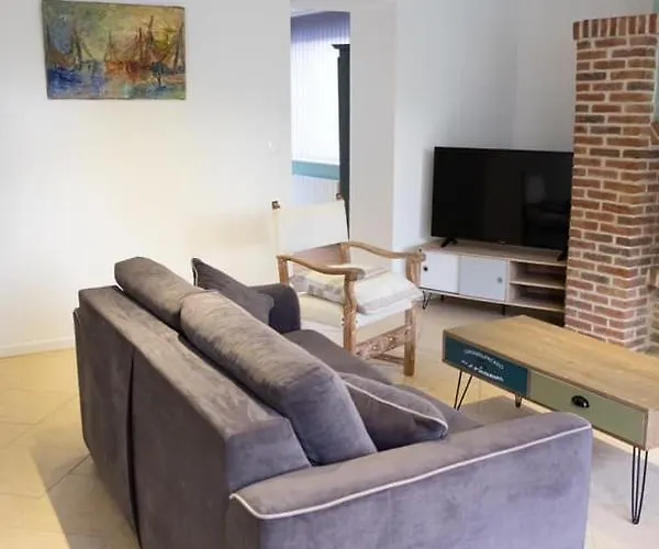 Holiday home Les Du Houret